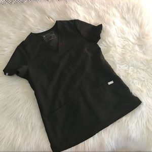 FIGS black short sleeve scrub top